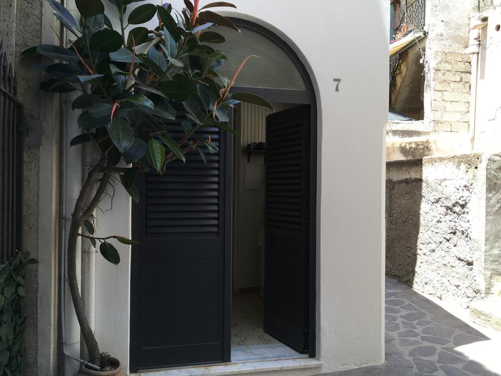 Vulcanoconsult Appartamenti Spiaggia Città di Lipari Esterno foto