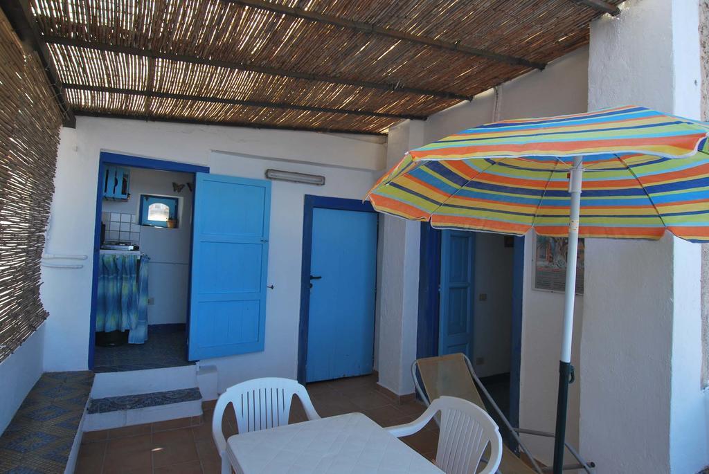 Vulcanoconsult Appartamenti Spiaggia Città di Lipari Esterno foto