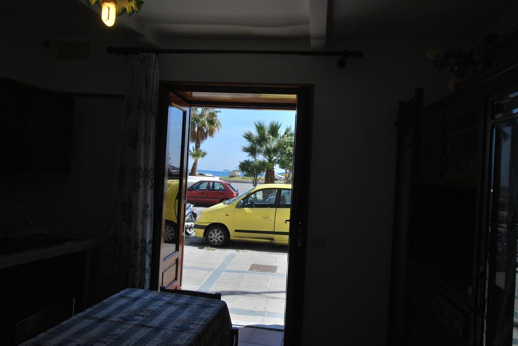 Vulcanoconsult Appartamenti Spiaggia Città di Lipari Esterno foto